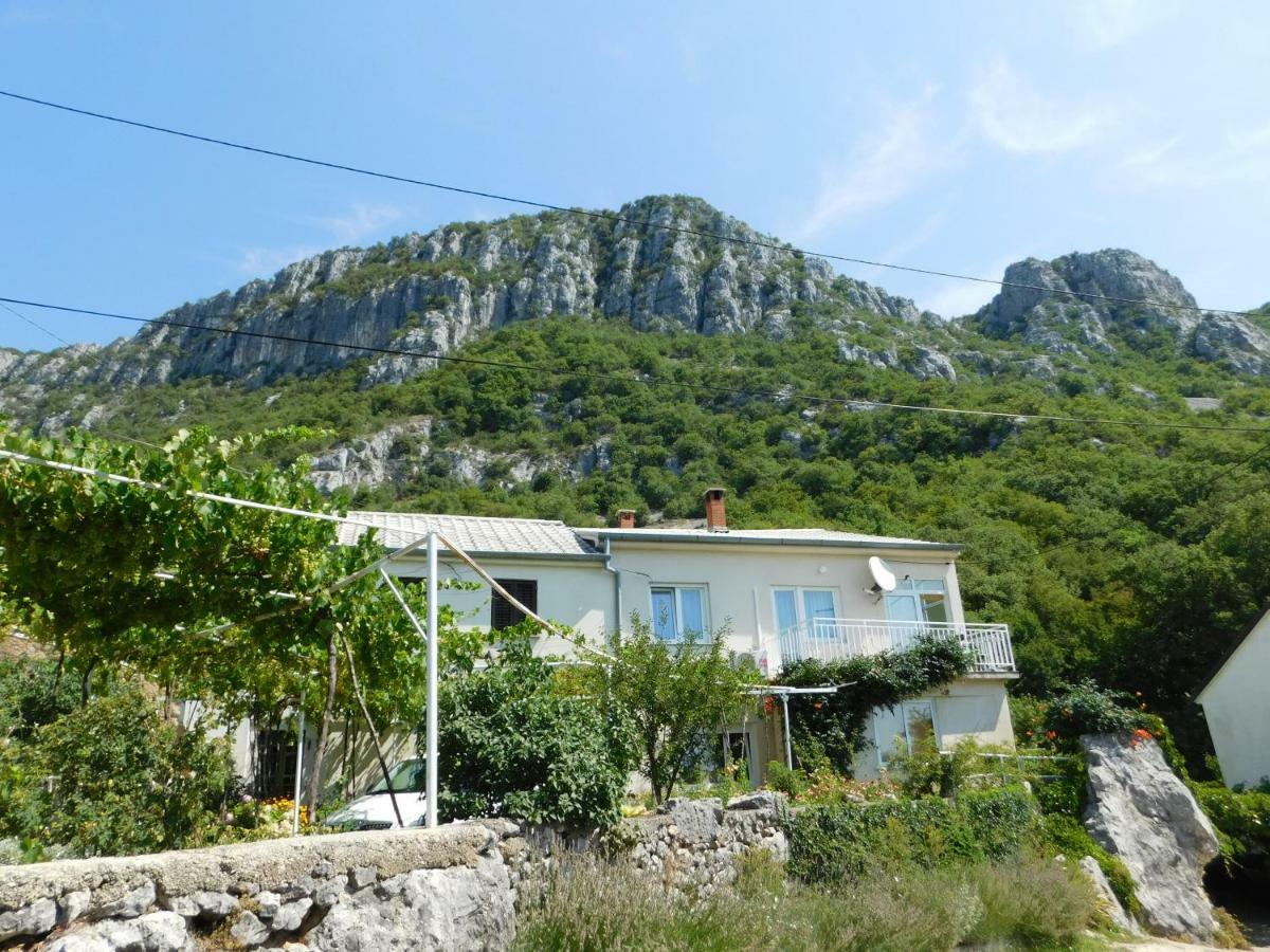 Apartment Varelija Bribir  Eksteriør bilde